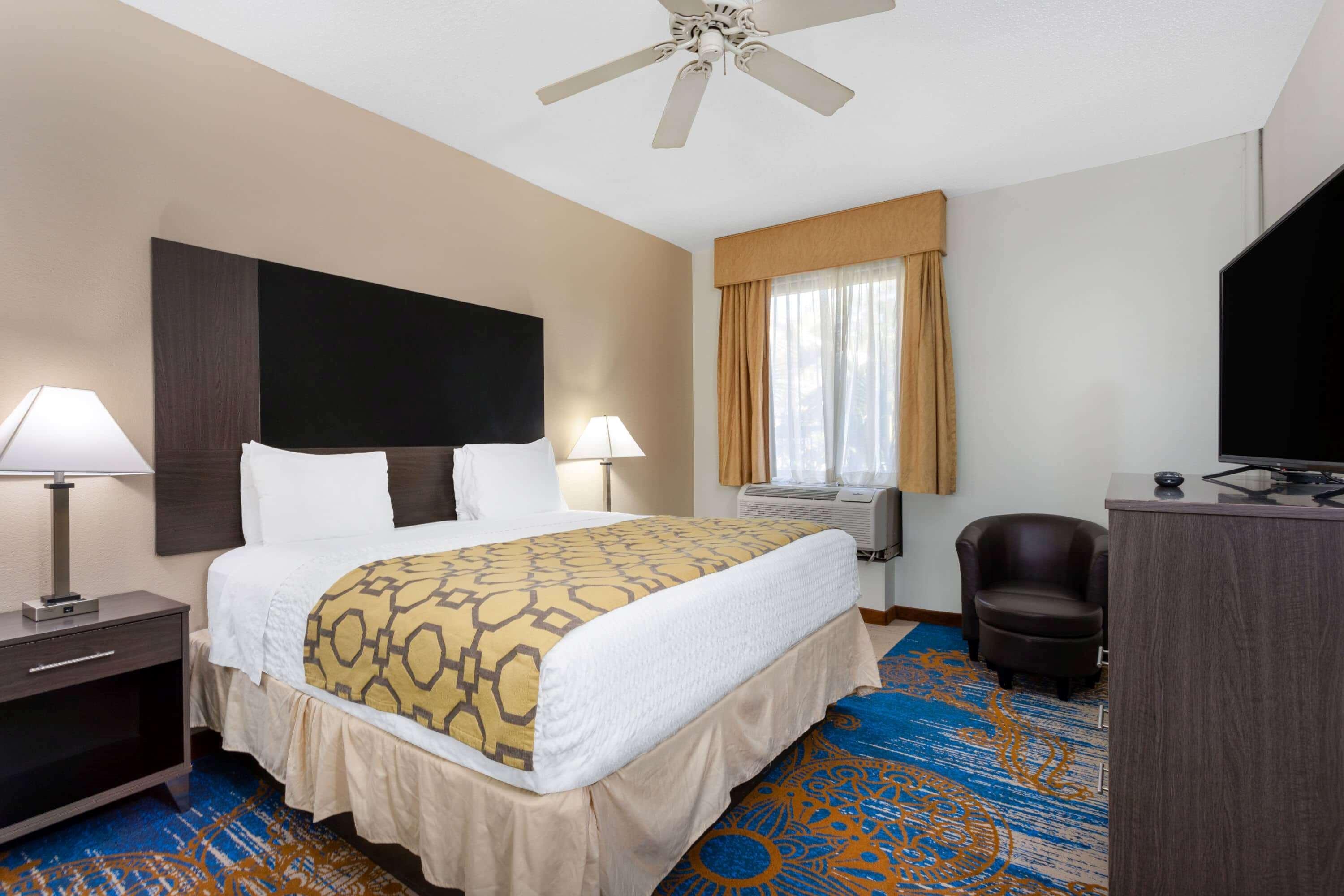 Baymont By Wyndham Tallahassee Bagian luar foto