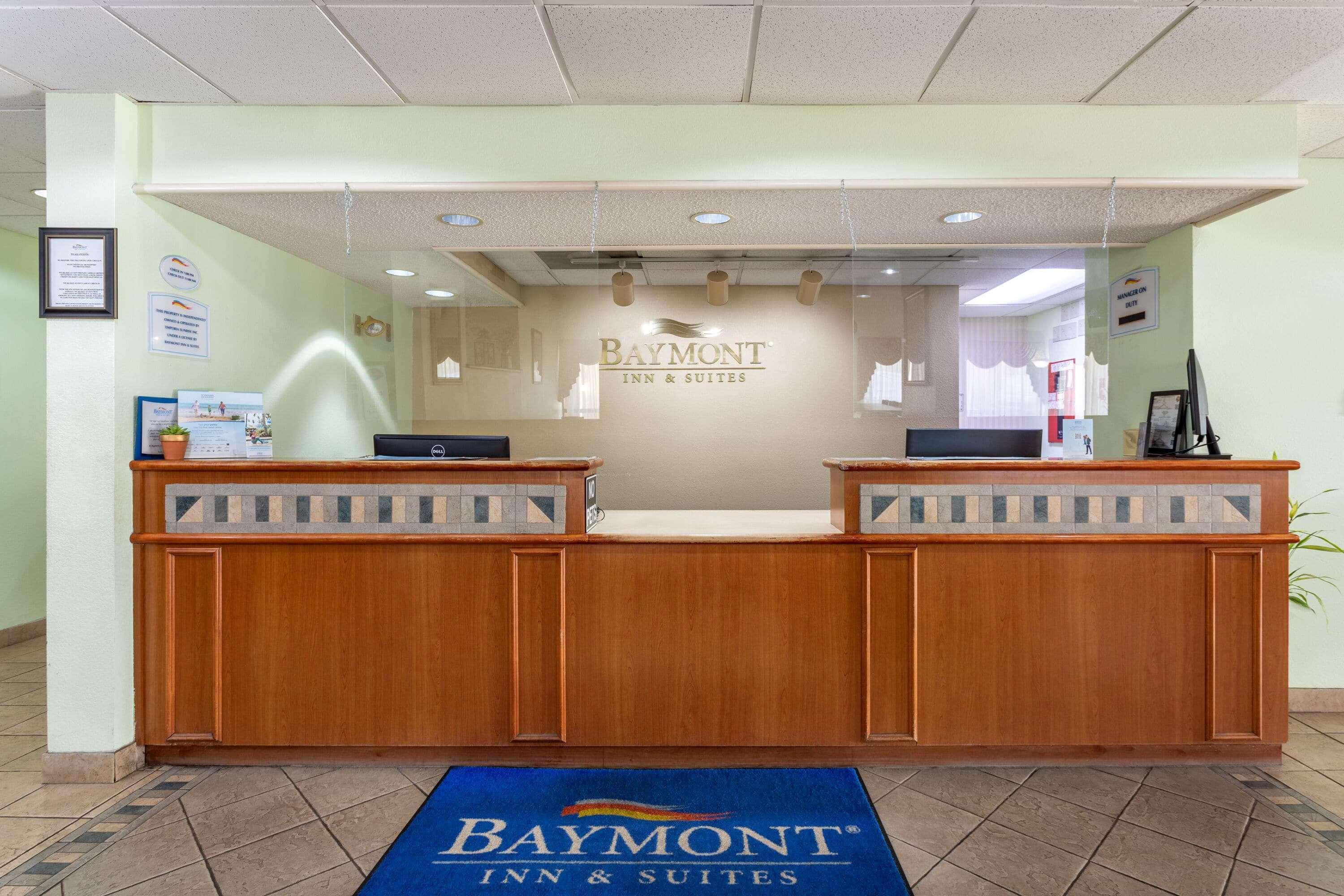 Baymont By Wyndham Tallahassee Bagian luar foto